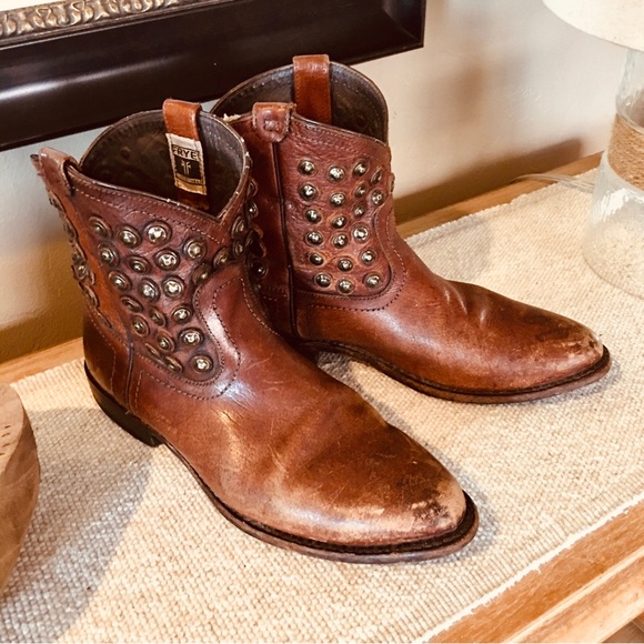 FRYE Cowgirl boho studded low calf boots brown leather 76684 Wyatt 9.5 - Picture 7 of 8